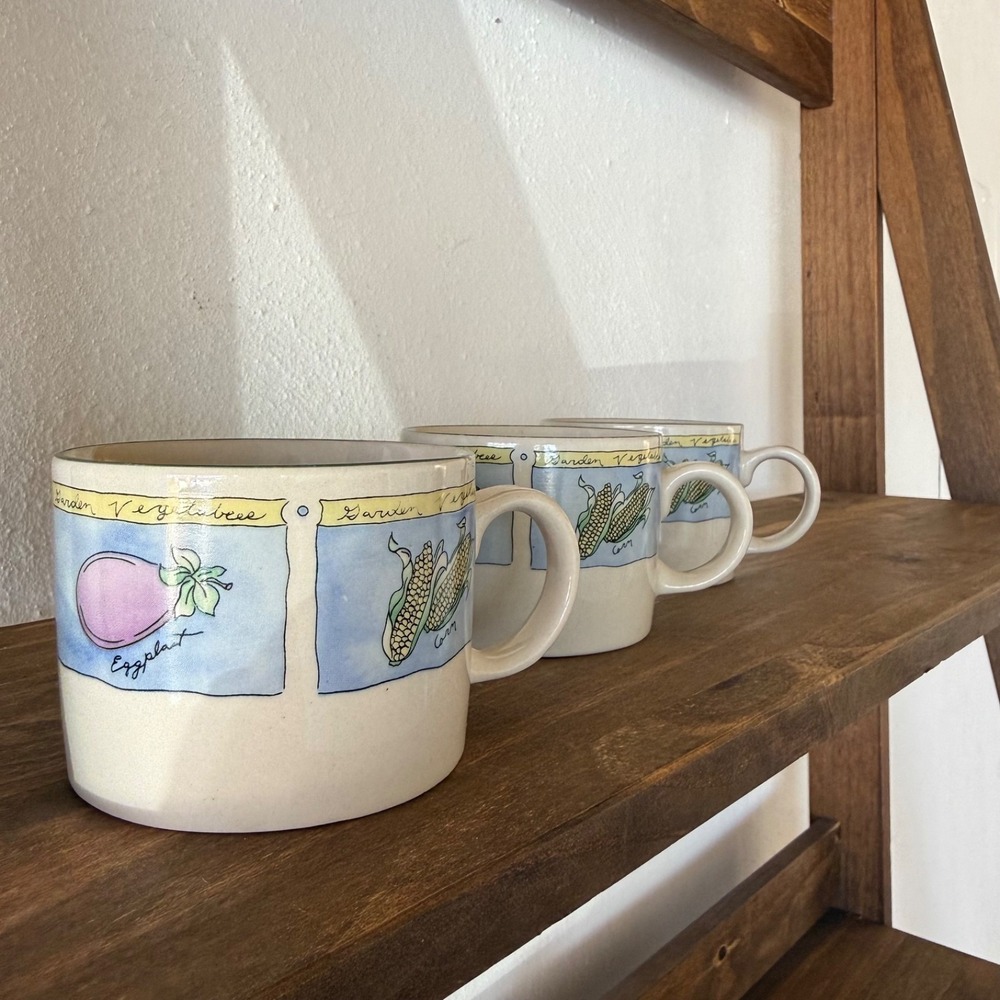 Vintage Majesticware Sakura Genuine Stoneware 1996 Set of 3 Vegetable Patch Mugs